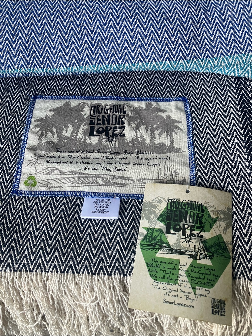 NEW Original Senor Lopez Baja Beach Blanket Fringe Wide Stripe NWT.